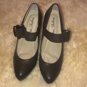 Charcoal gray closed toe heels